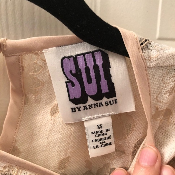 SUI By ANNA SUI Dreamy Lace Beige Flutter Sleeve Blouse - Picture 11 of 11